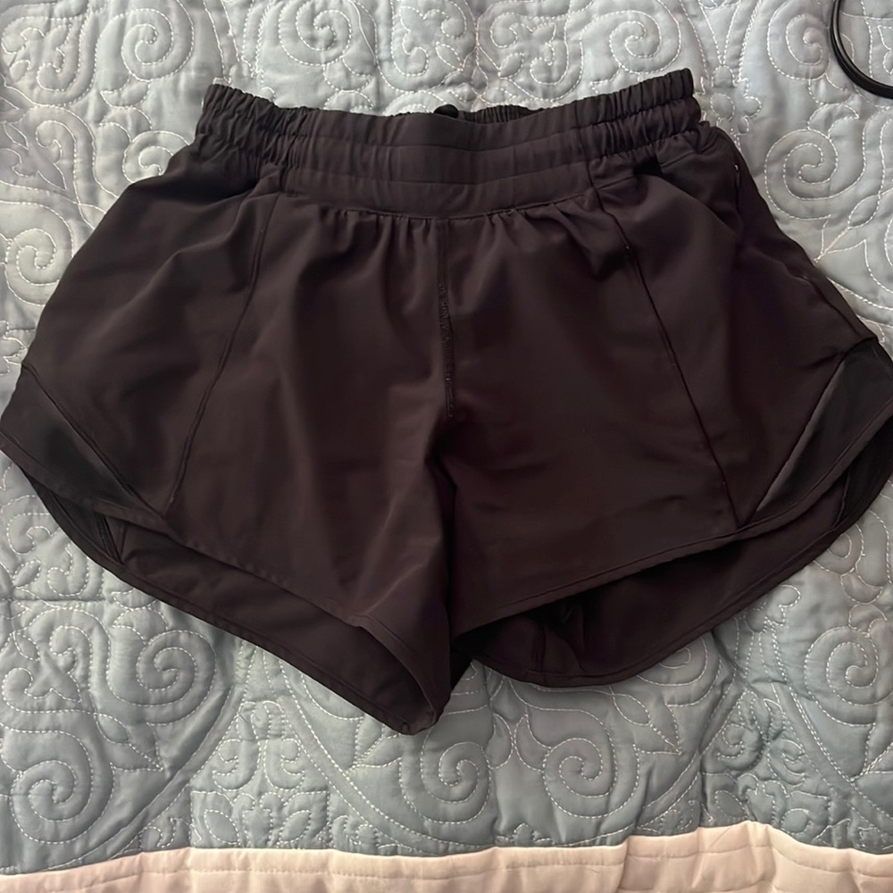 lulu 4in shorts